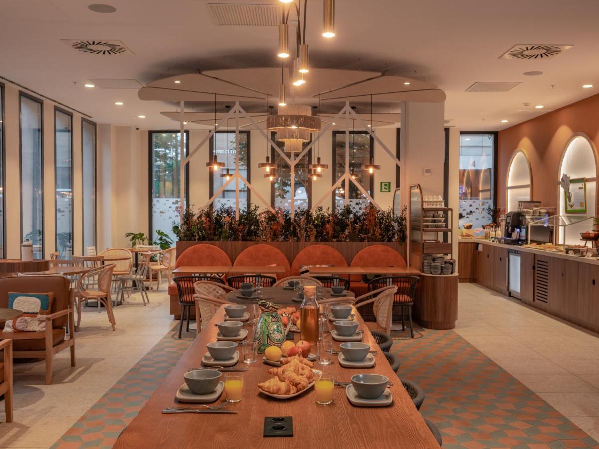 Ibis Styles Sevilla City Santa Justa Eksteriør billede