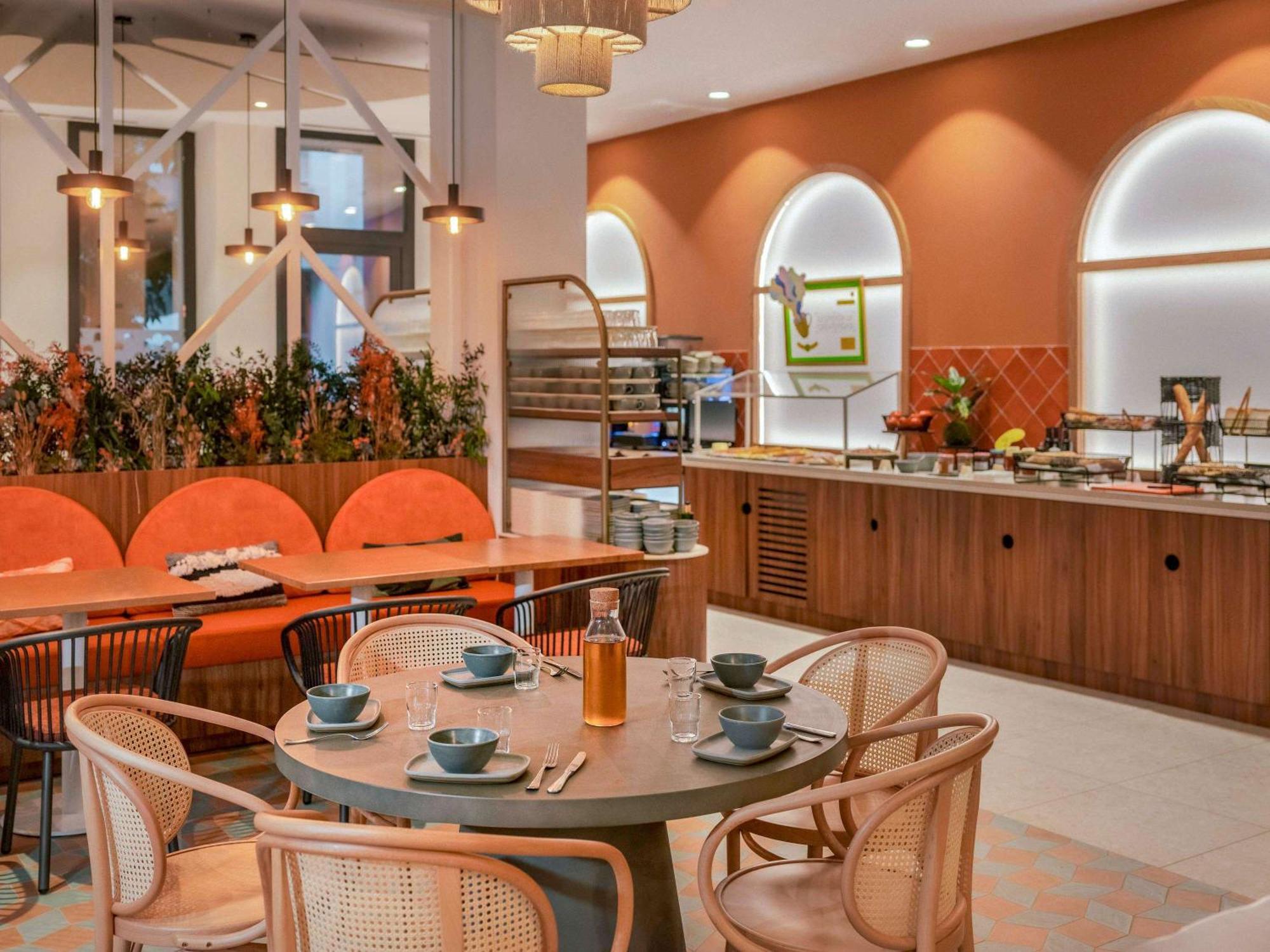 Ibis Styles Sevilla City Santa Justa Eksteriør billede
