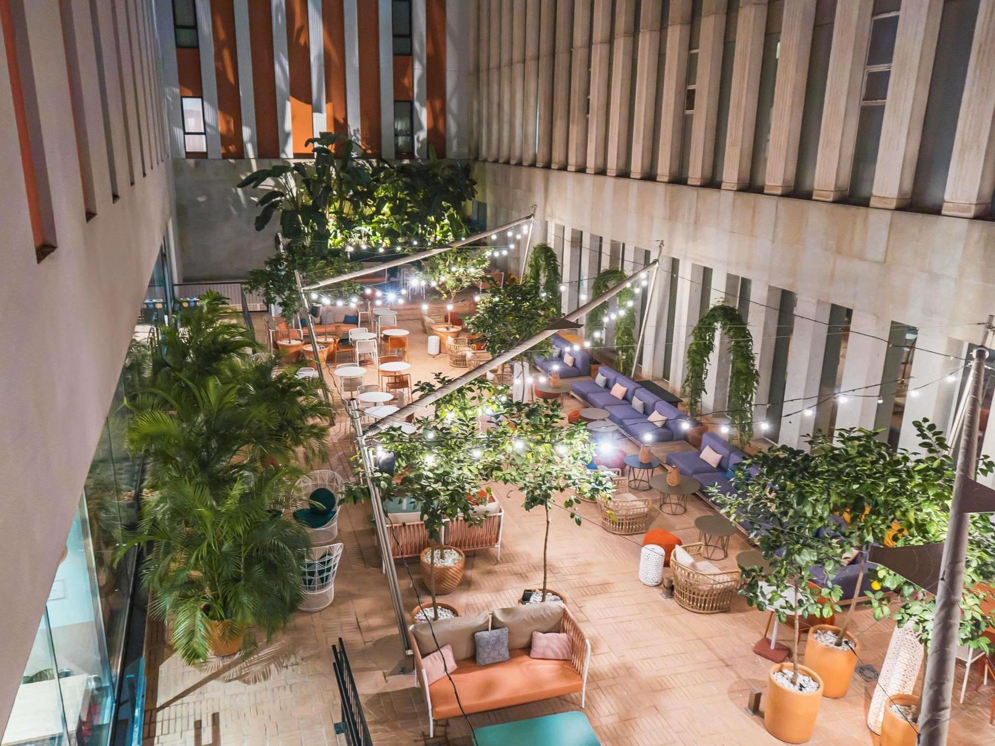 Ibis Styles Sevilla City Santa Justa Eksteriør billede