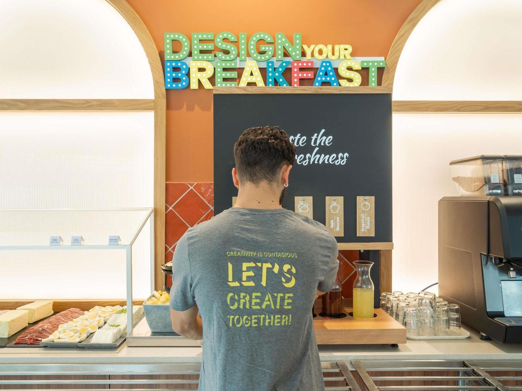 Ibis Styles Sevilla City Santa Justa Eksteriør billede