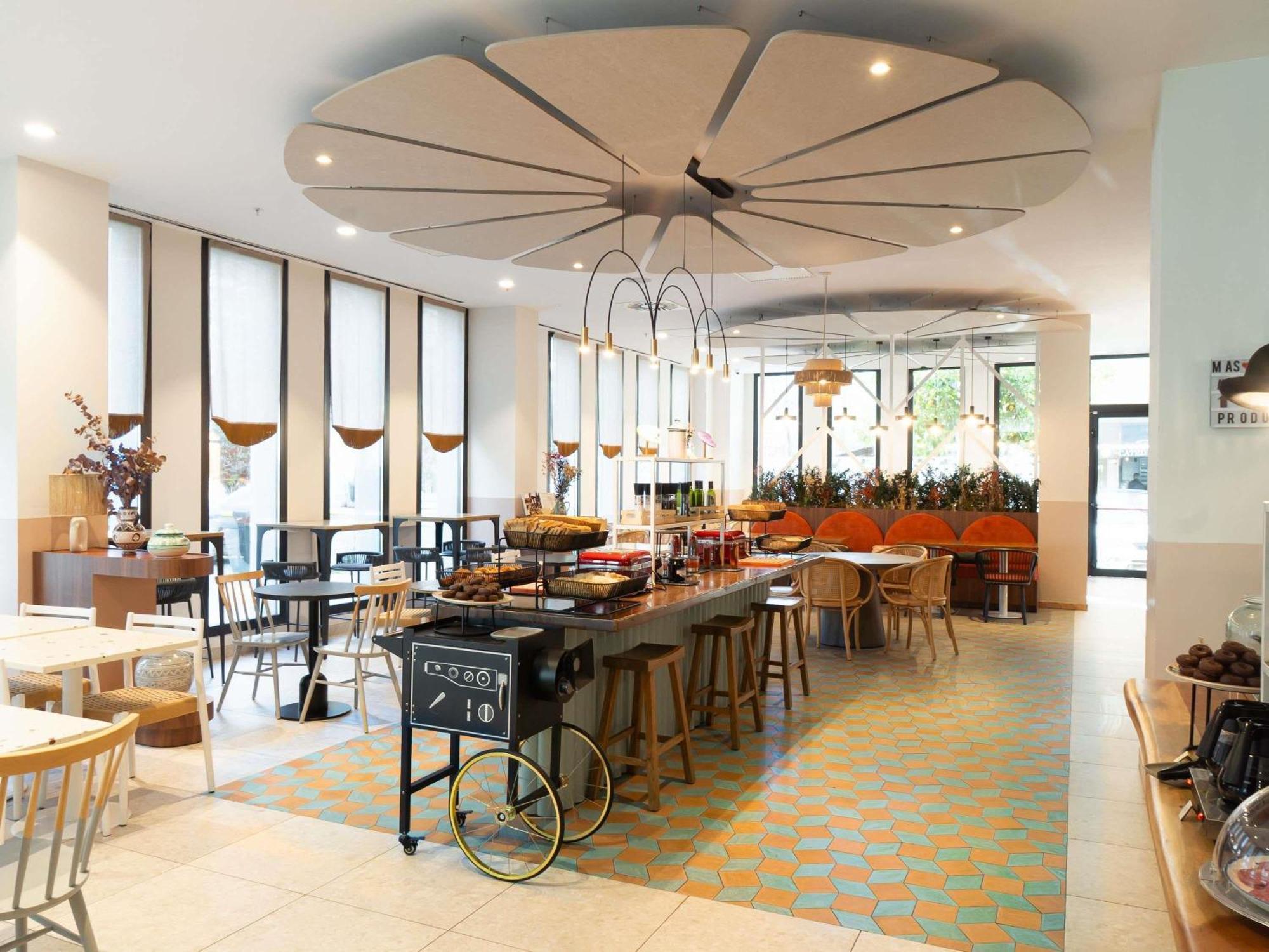 Ibis Styles Sevilla City Santa Justa Eksteriør billede